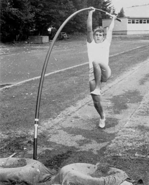 1968 ---- Kirk Bending Pole.jpg